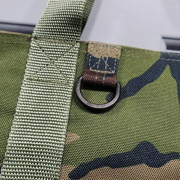 NWOT L.L. Bean Camo Green Hunters Tote Bag - Picture 3 of 11